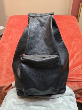 Fahrenheit Black Leather Sling Backpack  #0080
